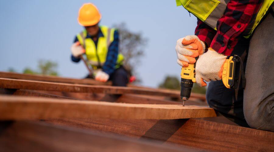 Expert Emergency Roof Repairs services in Tonica, IL